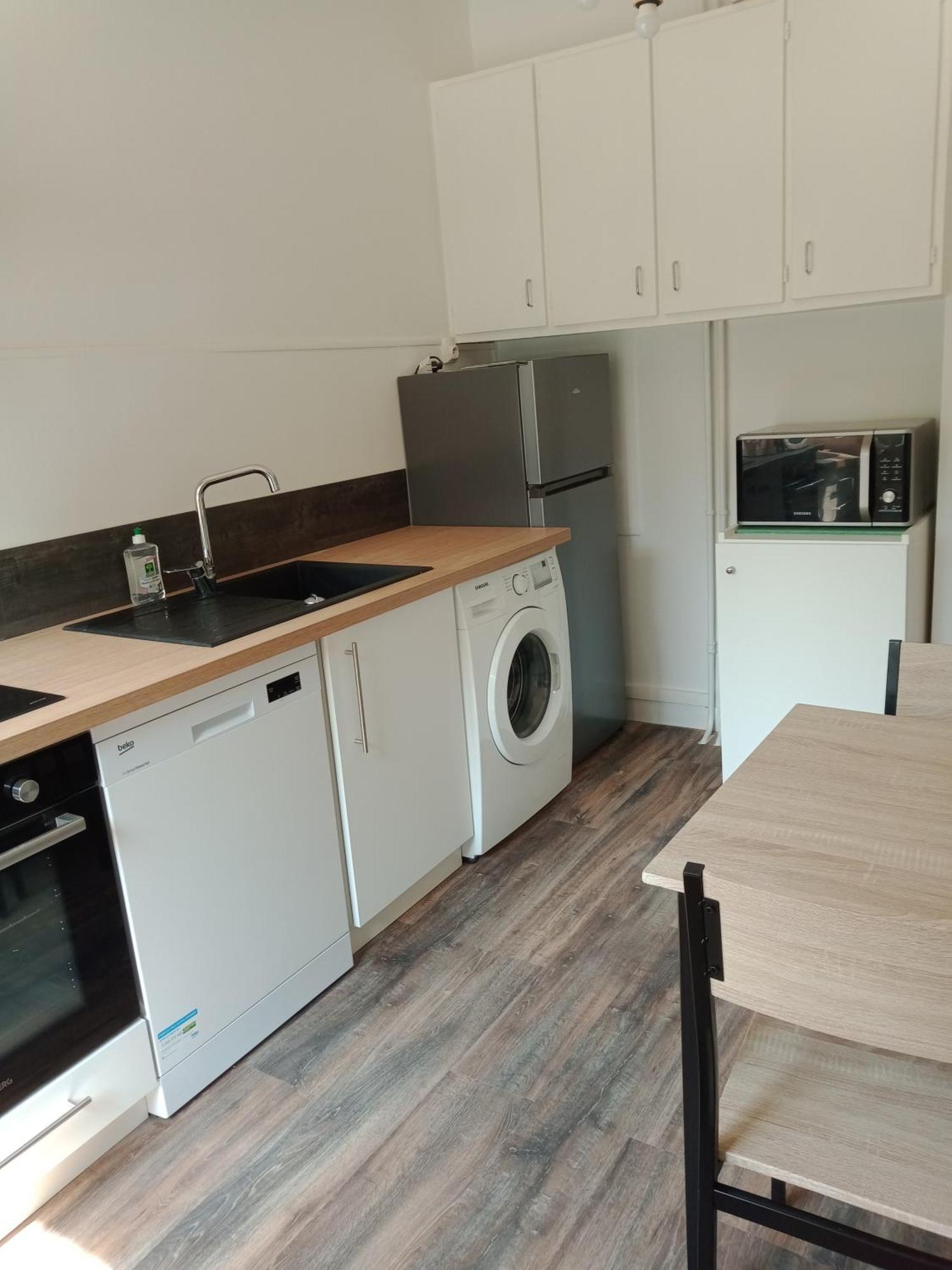 Appartement F2 Meuble Centre Ville Brive-la-Gaillarde Exteriér fotografie